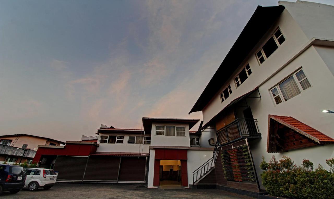 Hotel Treebo Prince Kottayam Zewnętrze zdjęcie